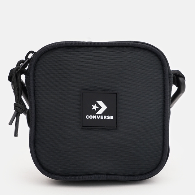 Crossbody sports bag over the shoulder