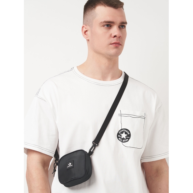 Crossbody Sporttasche über der Schulter