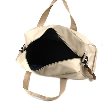 Travel bag with shoe compartment