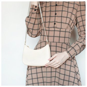 Baguette shoulder bag in classic retro minimalist style Beige