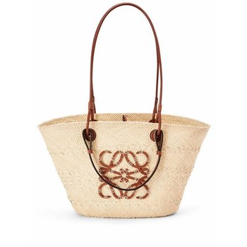 Straw bag