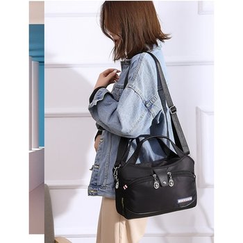 Women's everyday bag MADORU for city and travel, black