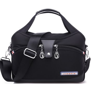 Women's everyday bag MADORU for city and travel, black