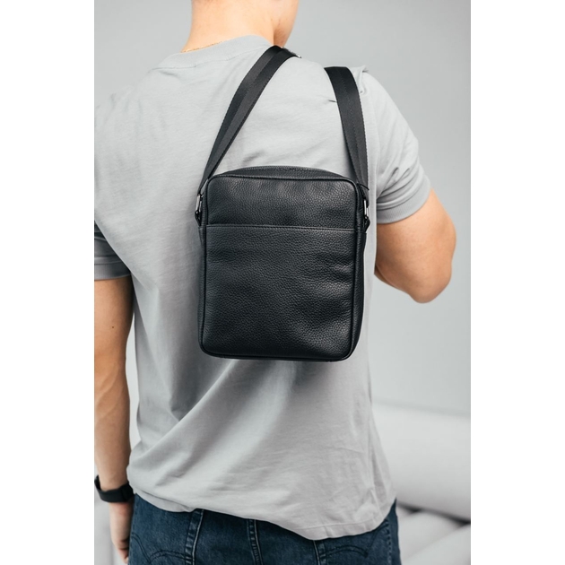 Men's leather shoulder bag with adjustable shoulder strap and 3 compartments